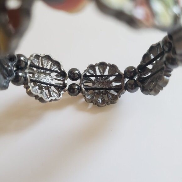 Vtg Enamel Daisies Stretch Bracelet Brown Green Yellow Earthy Gun Metal Beads - Picture 5 of 5